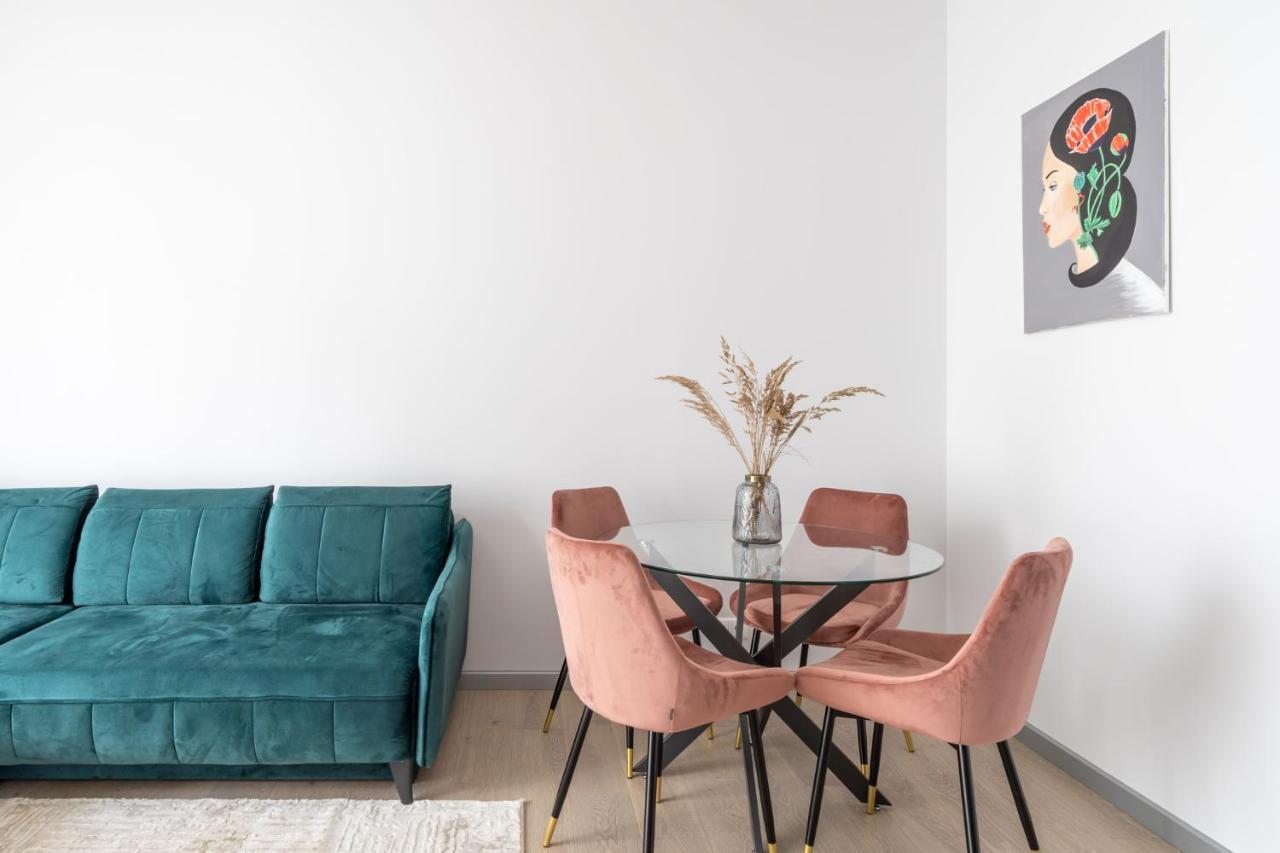 New Comfortable 2 Bedroom Cottage W/Big Terrace Юрмала Екстер'єр фото